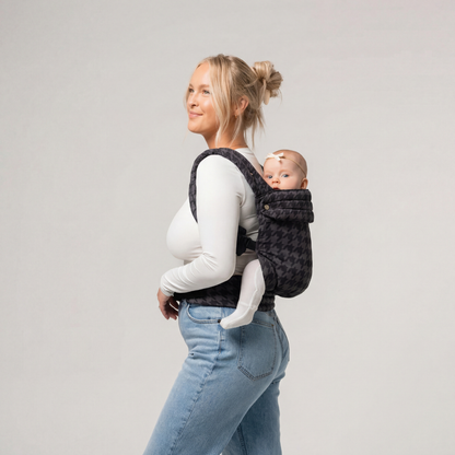NestleHug™ — Baby Carrier