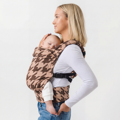 NestleHug™ — Baby Carrier